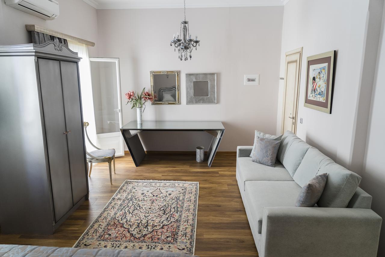 Le Bijou Luxury Rooms & Suites Veria  Buitenkant foto